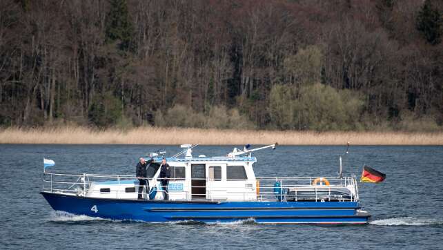 Kontrolle: Schiff leitet schmutziges Abwasser in Donau
