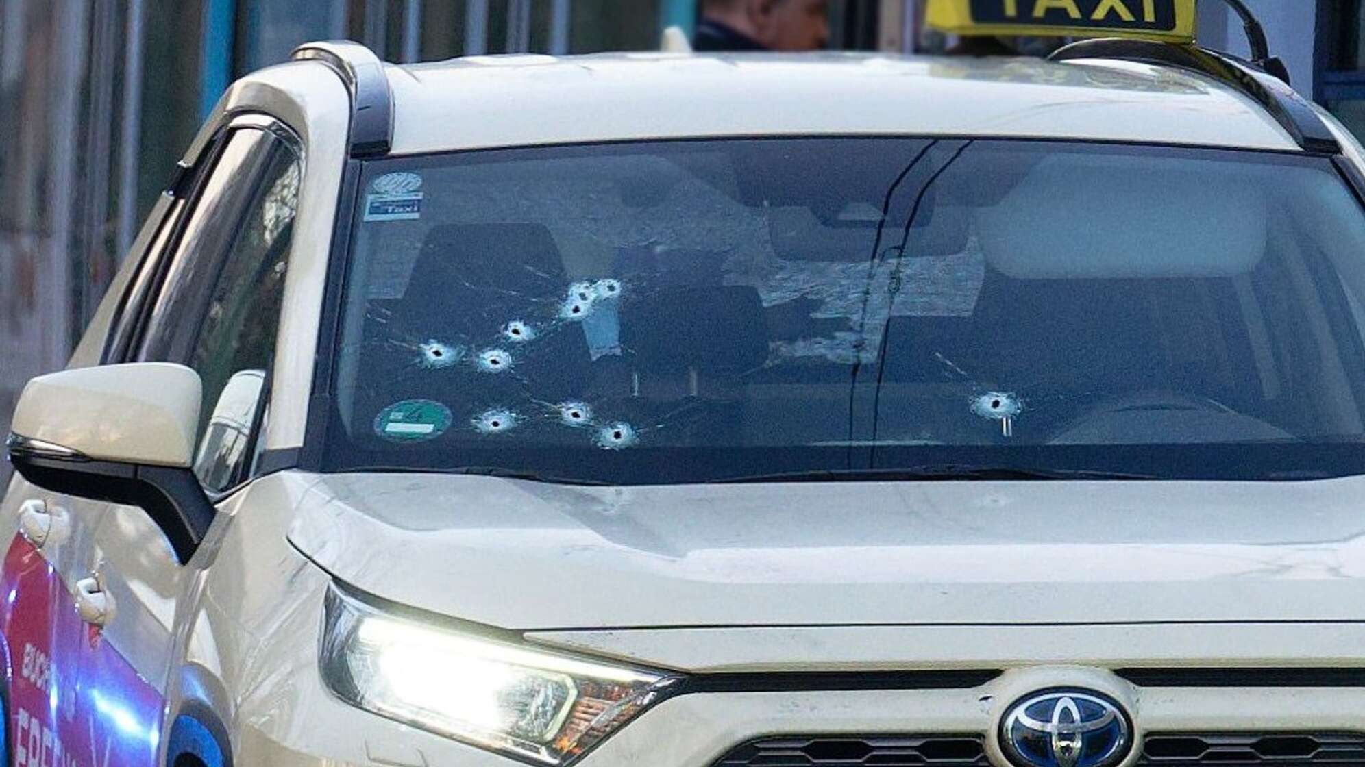 Schüsse auf Taxi-Fahrgast