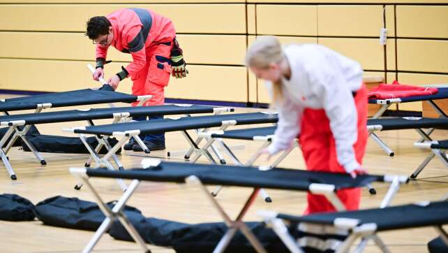 Erste Nacht im Dunkeln: Stromausfall in Berlin dauert an