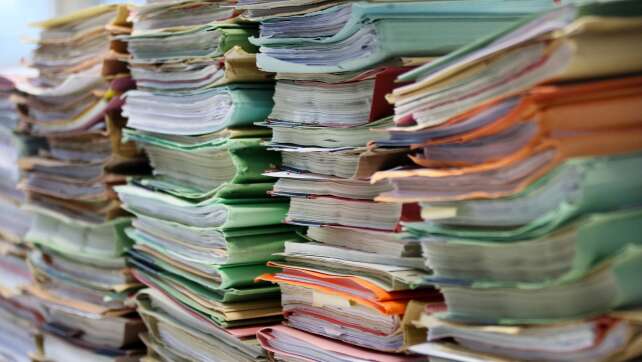 Justiz im Verborgenen? Urteile für Bürger kaum zugänglich