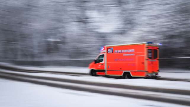 Reisebus-Panne legt Autobahn 9 stundenlang lahm