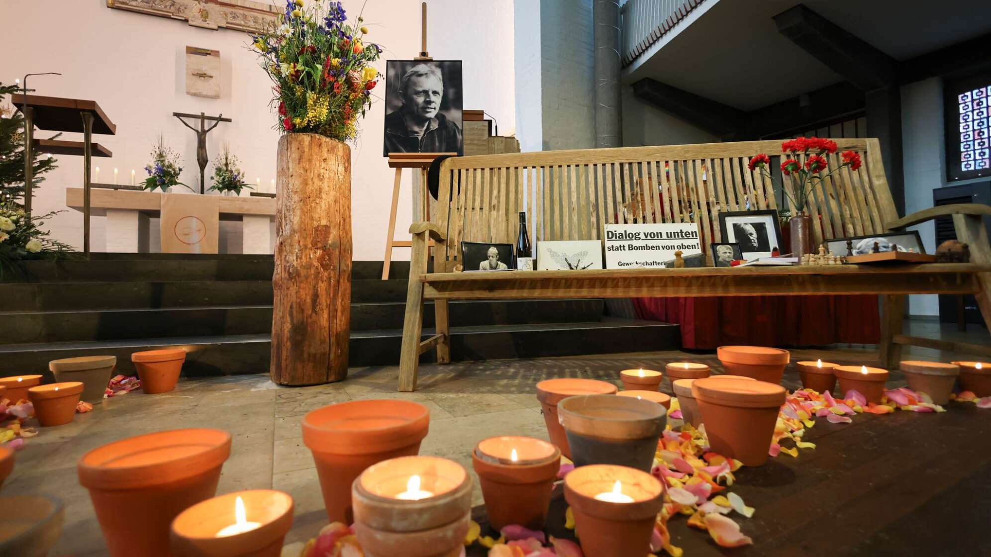 Trauerfeier für Schauspieler Rolf Becker