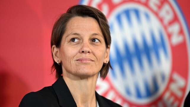 Neuzugang von der Elfenbeinküste für Bayern Fußballerinnen