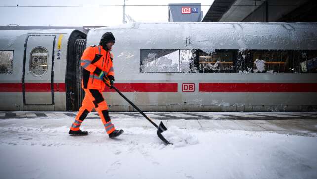 Schnee zieht nach Süden – Fernverkehr der Bahn soll anlaufen