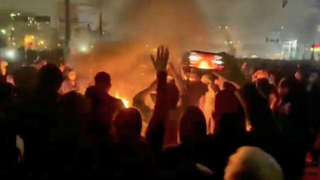 Trump erhöht Druck auf den Iran - Zahl der Toten steigt