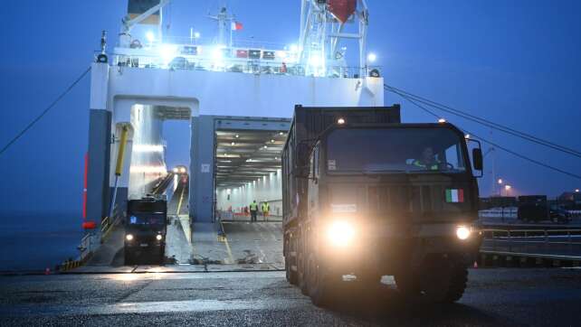 Nato beginnt Großmanöver in Deutschland und verlegt Truppen