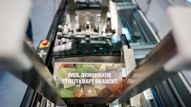 Bundeswehr versendet erste Briefe für neuen Wehrdienst