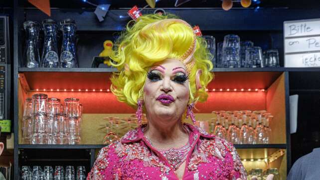 Neues Konzept für Männer-Strip-Bar von Olivia Jones