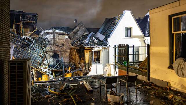 Explosion und Feuer in Utrecht: vier Verletzte