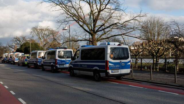 Polizei vermutet Achtjährigen bei seiner Mutter