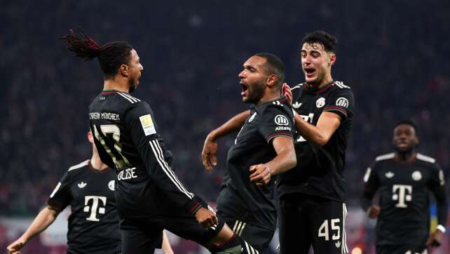 FC Bayern gewinnt bei RB nach 0:1 noch 5:1 - BVB siegt spät