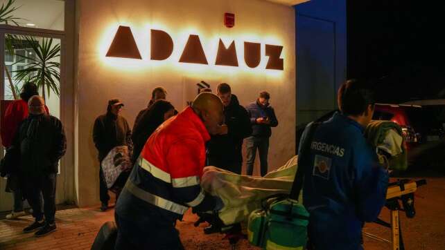 Nach Zugunglück mindestens 39 Tote in Spanien