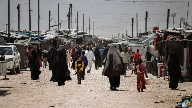 Syrien: Kurdenmilizen ziehen von berüchtigtem IS-Lager ab