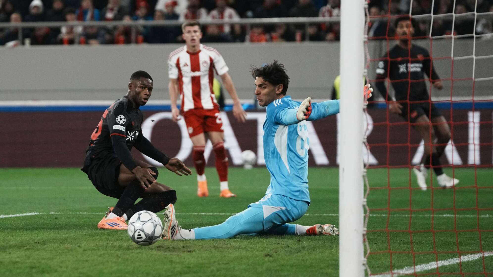 Olympiakos Piräus - Bayer Leverkusen