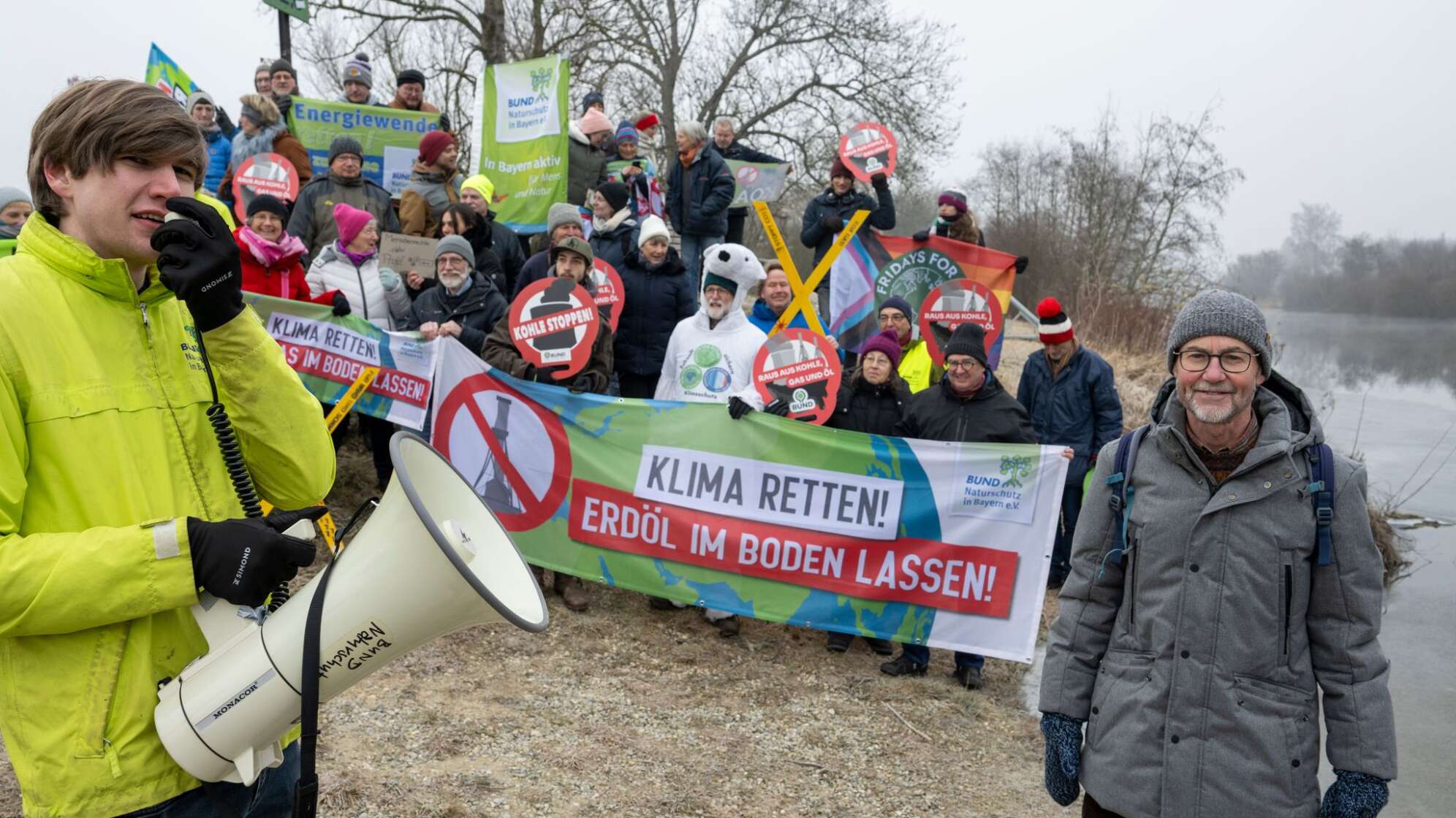 Protest gegen neue Ölbohrungen