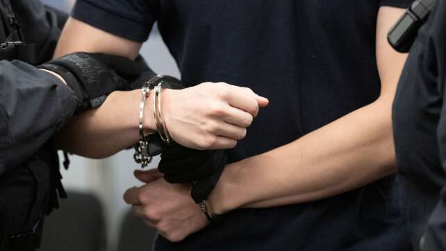 Prozess gegen mutmaßliche Neonazis beginnt in Dresden