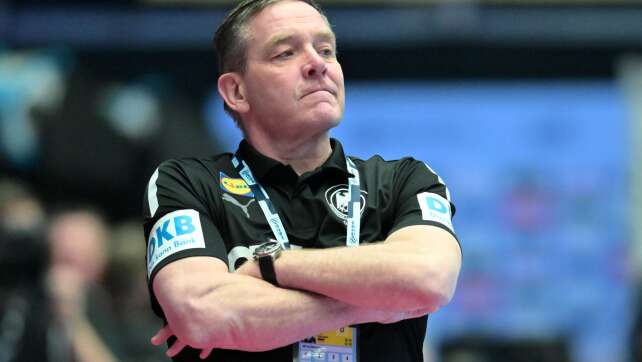 Handballer unterliegen Dänen, nun Endspiel um EM-Halbfinale