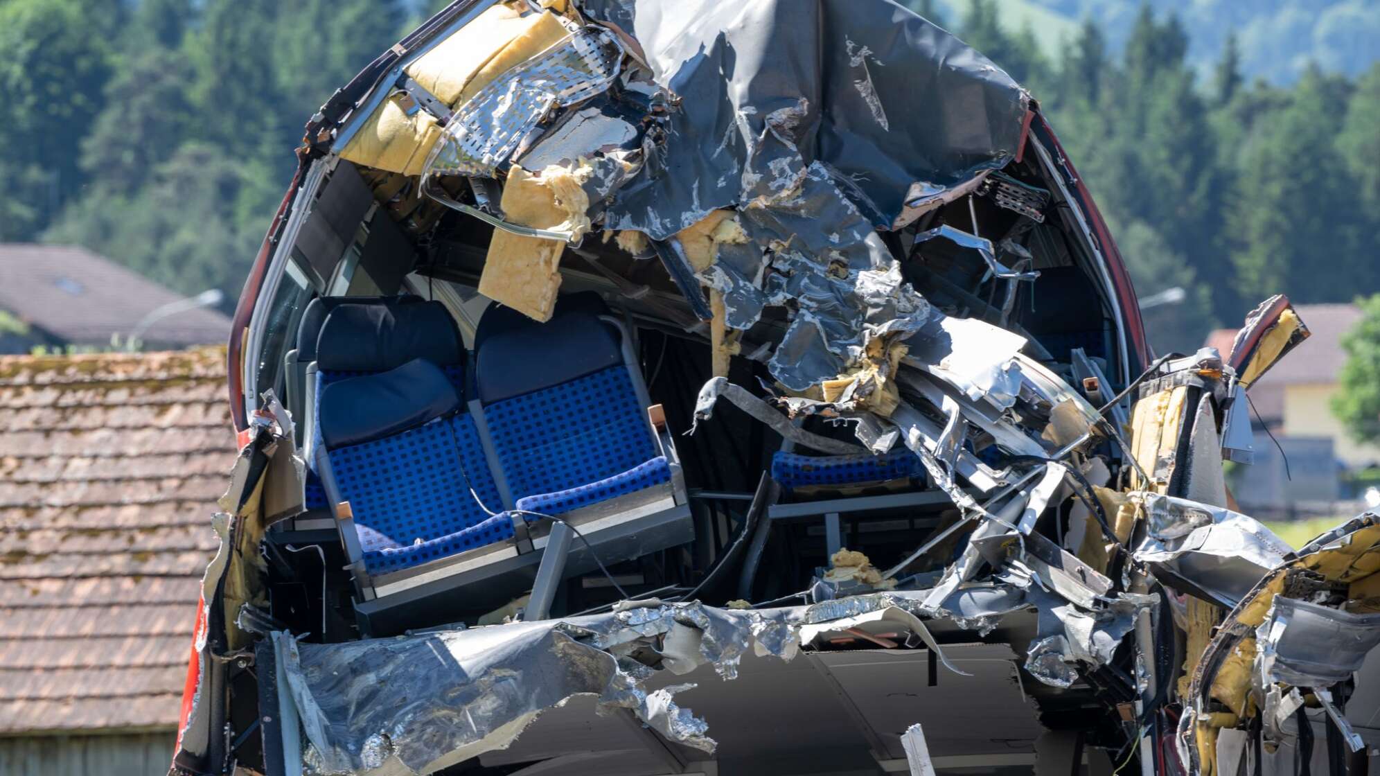 Nach dem Zugunglück - Bergung der letzten Zugteile