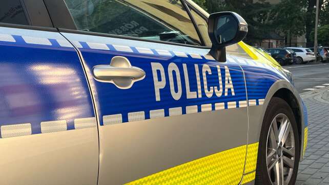 Auto zieht Schlitten – ein Toter, ein Schwerverletzter