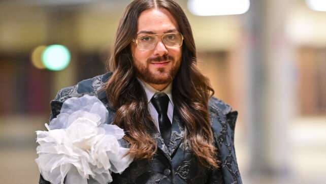 Riccardo Simonetti glaubt an die Krawatte