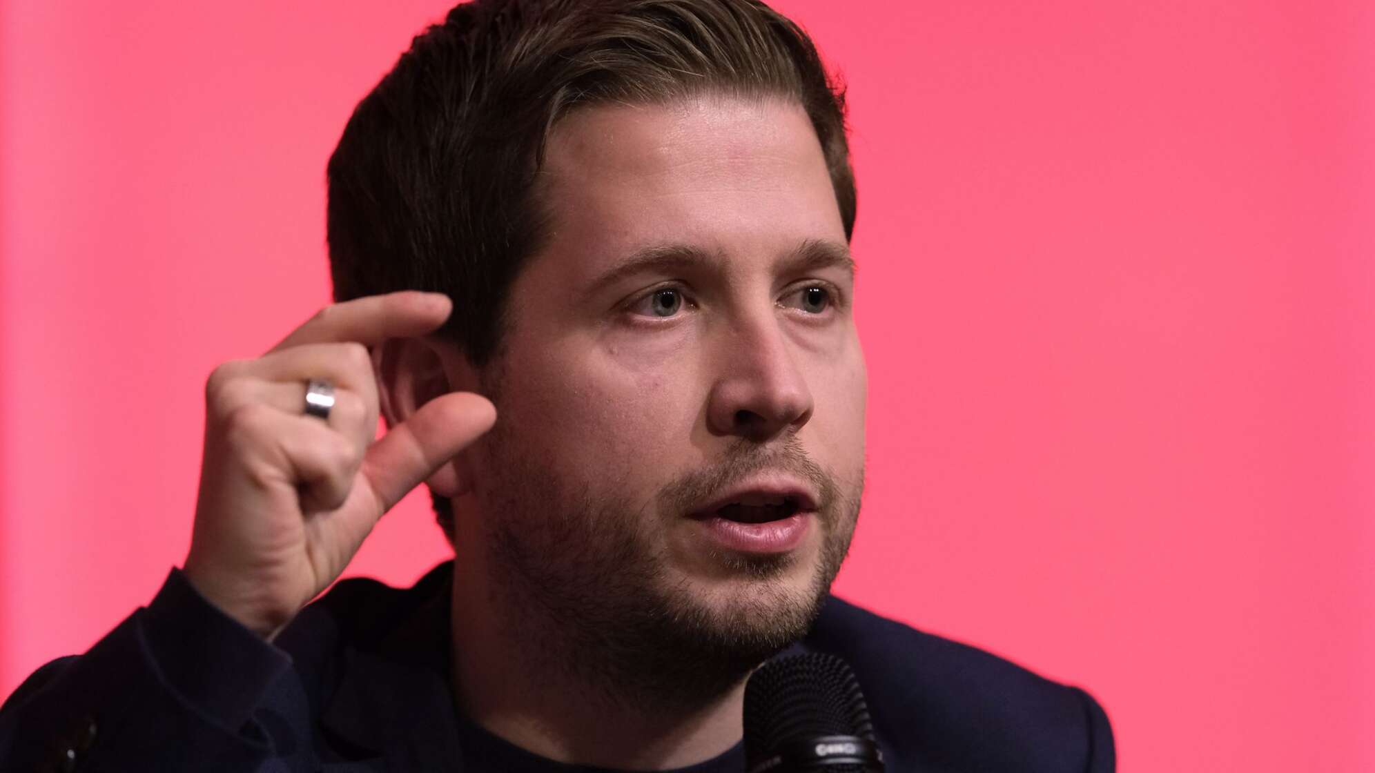 Kühnert für kleine Altersbezüge für Abgeordnete