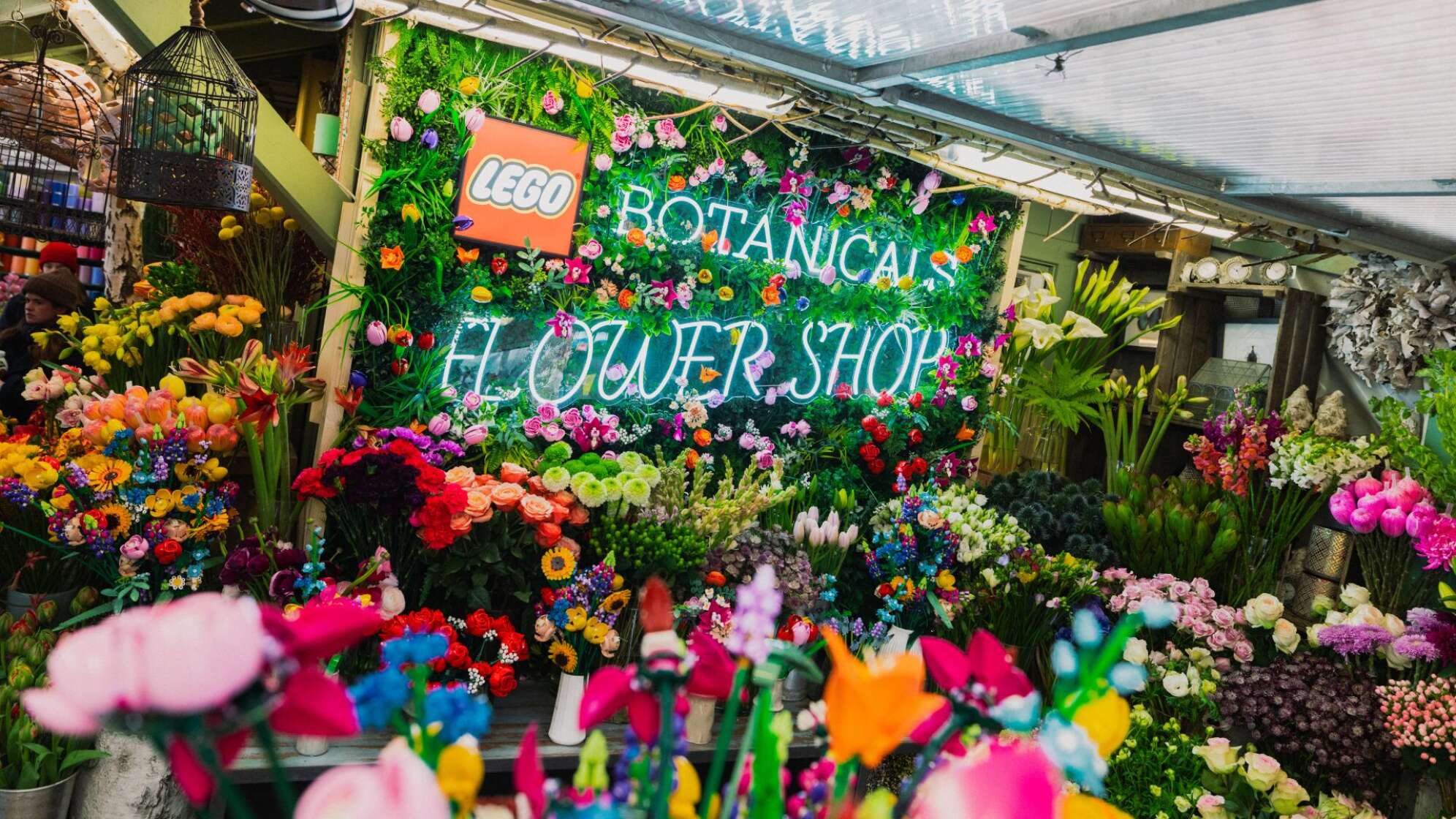 Foto des LEGO® Botanicals Pop Up Store in München am Viktualienmarkt