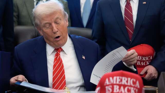 Trump unterschreibt Haushaltspaket: Shutdown beendet