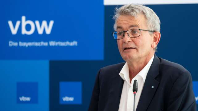 Arbeitgeber machen neuen Anlauf für Mehrarbeit