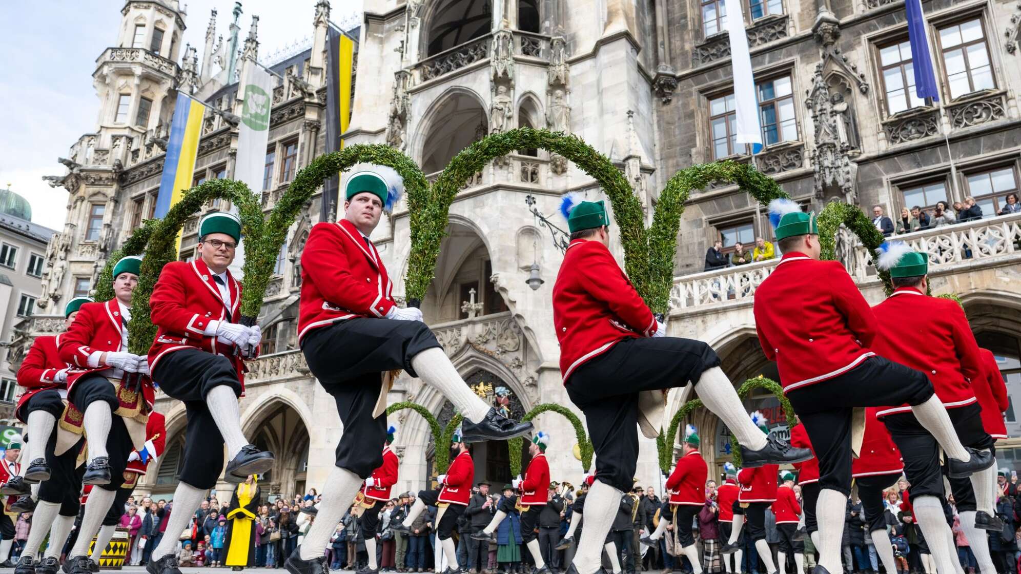 Schäfflertanz am Marienplatz