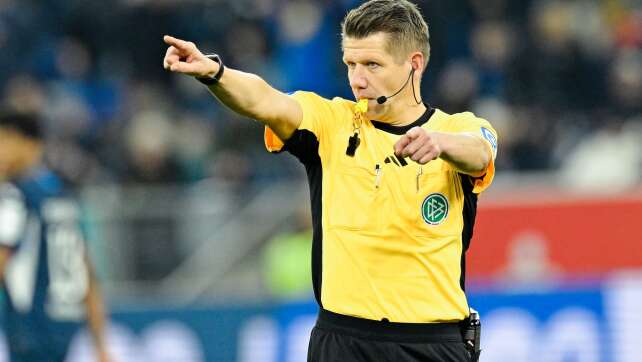 Referee Ittrich räumt nach VAR-Diskussion Fehler ein