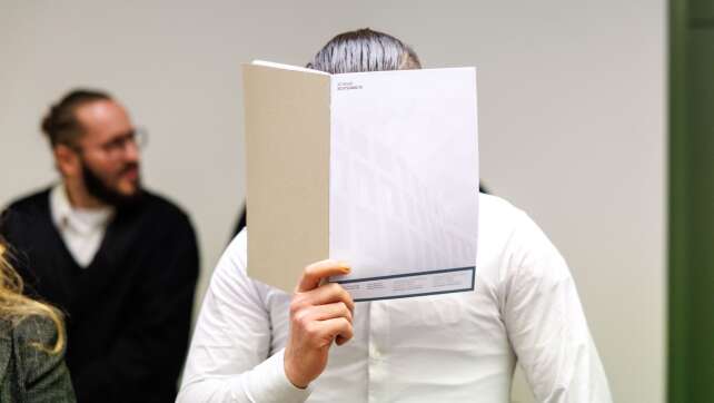 Geständnis im Prozess um Anschlagsvorbereitung