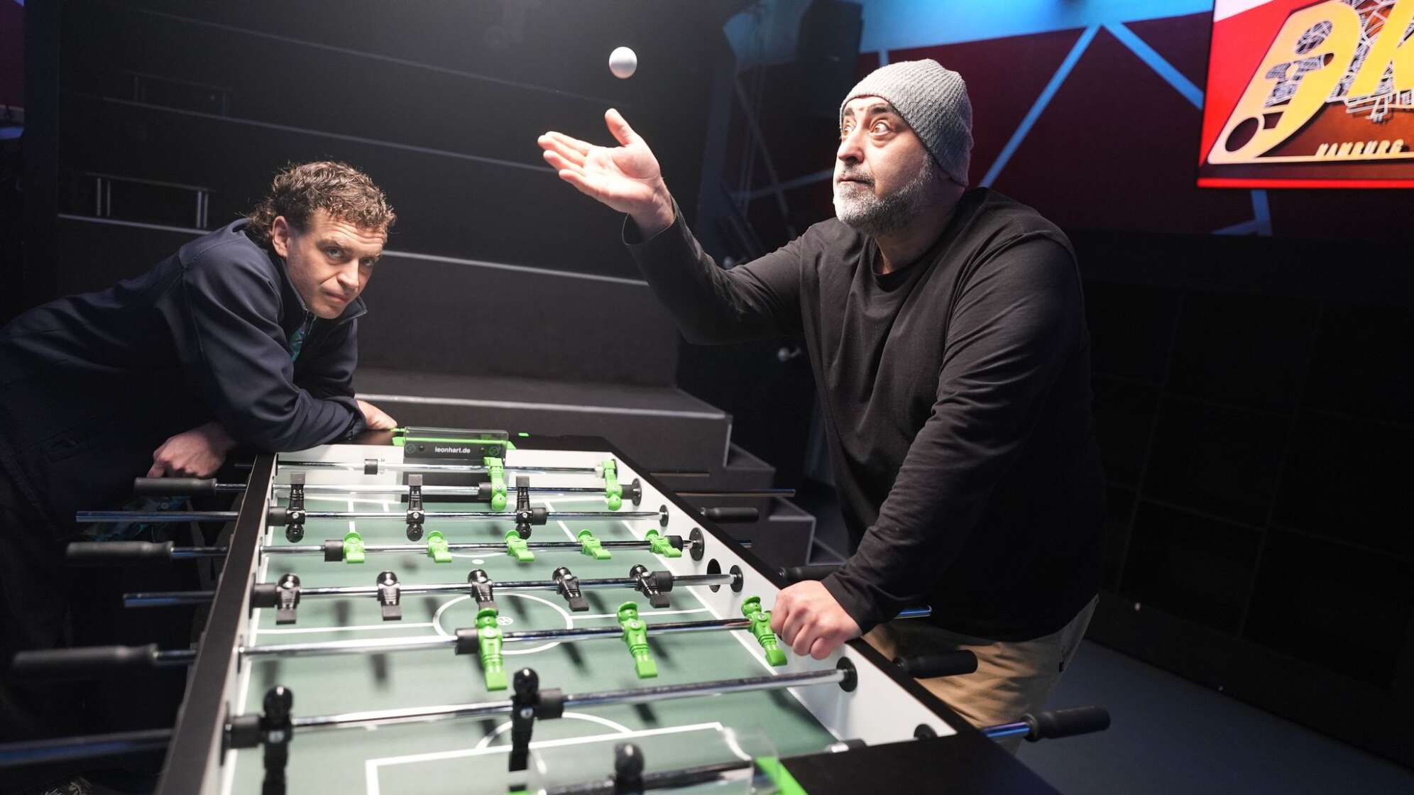 Kickern mit „Großstadtrevier“-Ensemble