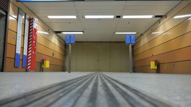 Per Pedes oder mit dem Rad statt Bus und Bahn - Warnstreiks