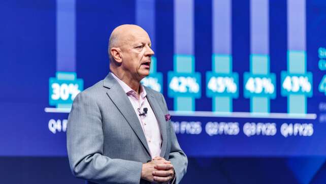 Siemens-Finanzchef Thomas übergibt zum 1. April an Bienert