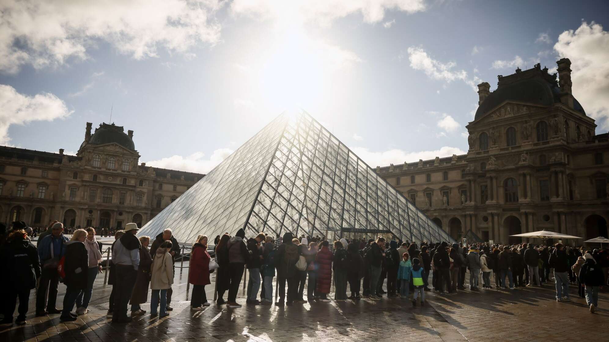 Der Louvre in Paris