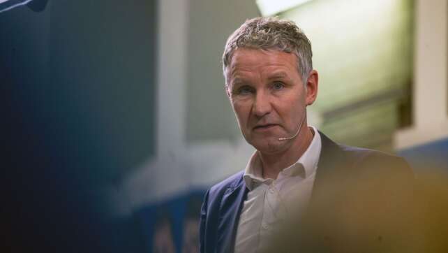 Scharfe Kritik an Weißwurstfrühstück im Landtag mit Höcke