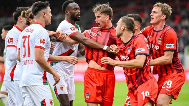 FC Augsburg im Kellerduell gegen Schlusslicht Heidenheim