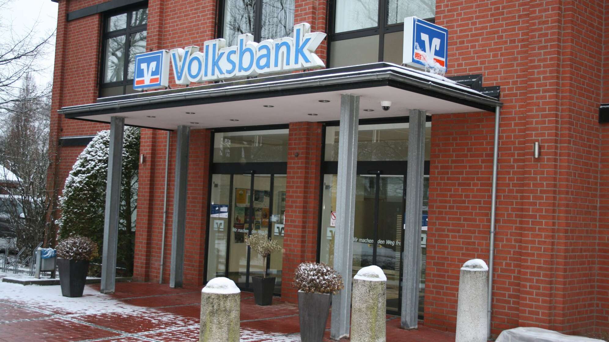 Schließfächer in Bank in Stuhr aufgebrochen