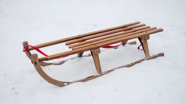 Tödlicher Rodelunfall - Mädchen fuhren auf Skipiste