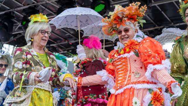 Marktweiber tanzen wieder – Münchens Fasching kehrt zurück