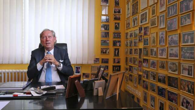 Promi-Chirurg Mang soll in Kirche predigen