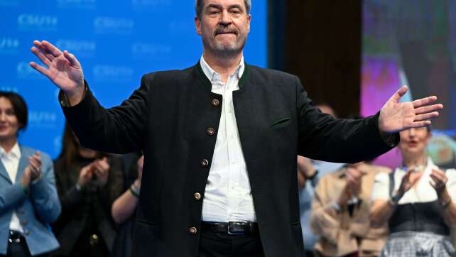 Aschermittwoch: Schlagabtausch bei Bier und Brezn