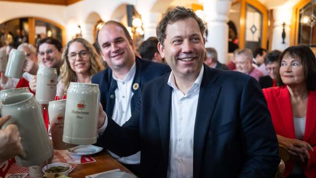 Klingbeil wünscht sich mehr Streit – und hat Glitzer-Pläne