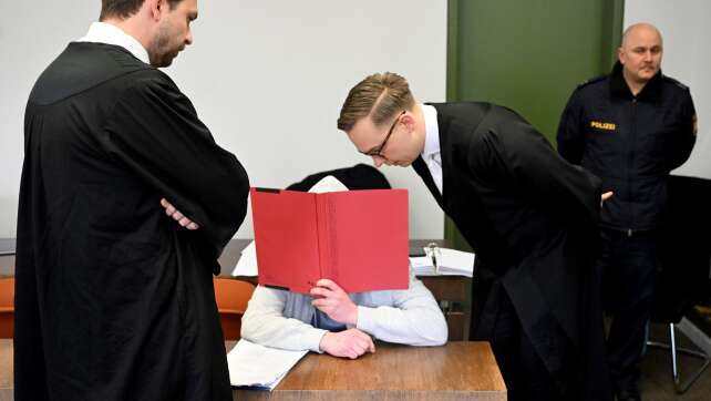 Habgier oder Affekt? Enkel gesteht Tötung von Großmutter