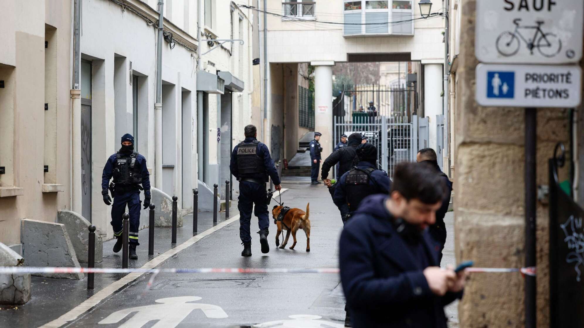 Bombenalarm am Sitz von Frankreichs Linkspartei in Paris