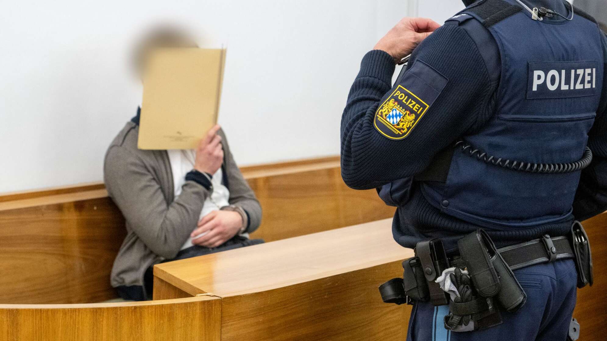 Mordprozess in Zusammenhang mit einer Flucht vor Prozess