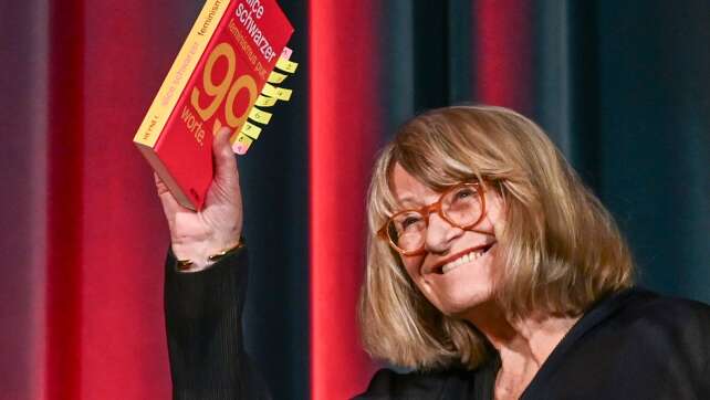 Alice Schwarzer: Junge Frauen haben es heute schwerer