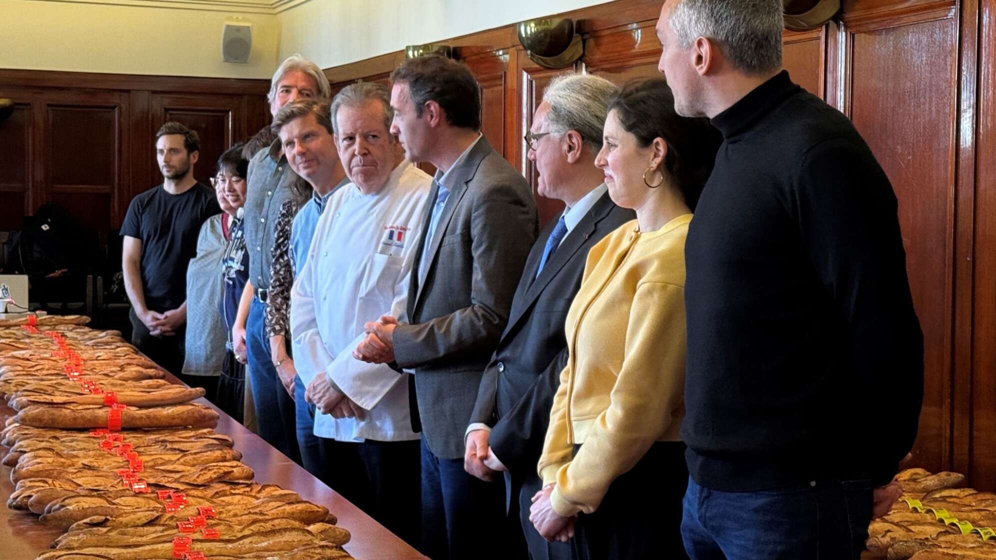 Baguette-Wettstreit in Paris - Sieger backt für den Élysée
