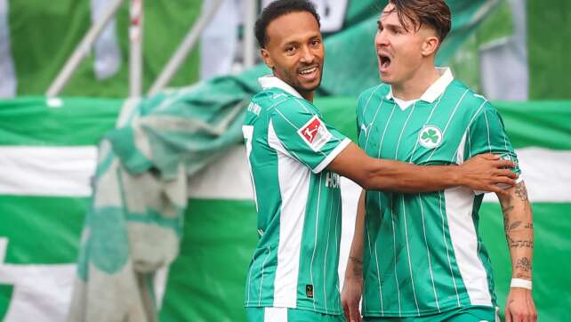 Fürth will Schalke im Flutlichtspiel überraschen