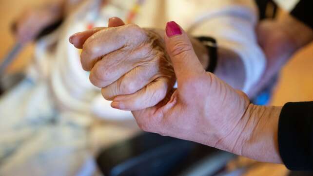 «Hütte brennt»: Pflege-Ausgaben steigen weiter